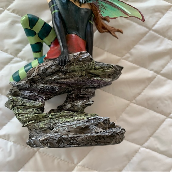 Collectable Fairies - Picture 5 of 7